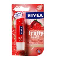 NIVEA FRUITY SHINE STRAWBERRY LİPSTİCK